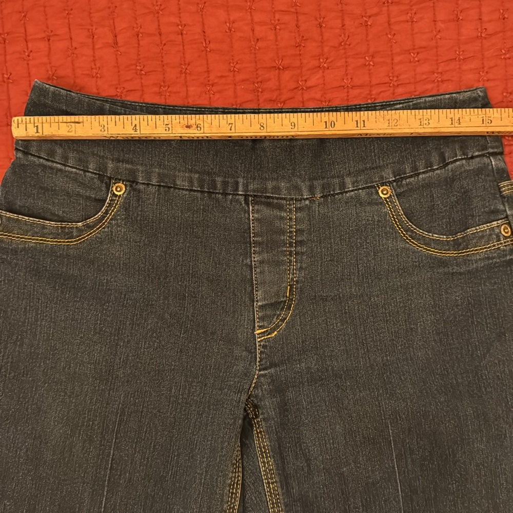 Chico’s So Slimming jeans - Picture 4 of 8